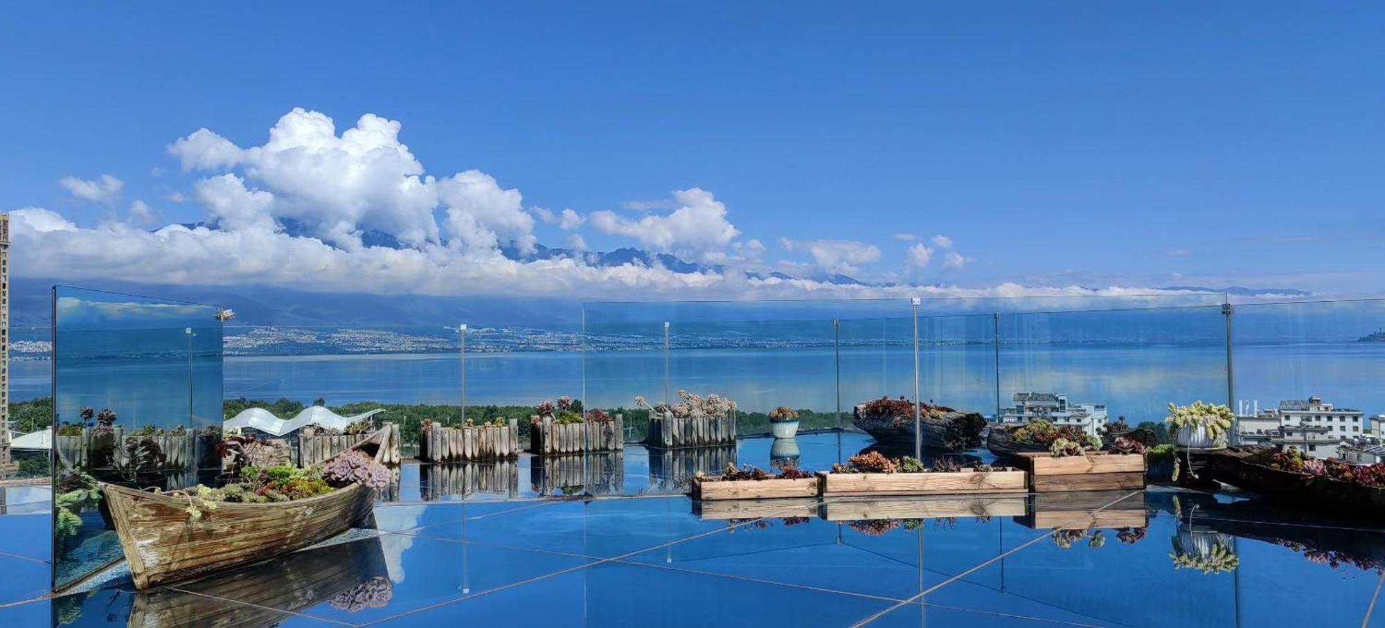 Dali Listening Sea View Villa大理听城海景别墅 Dış mekan fotoğraf
