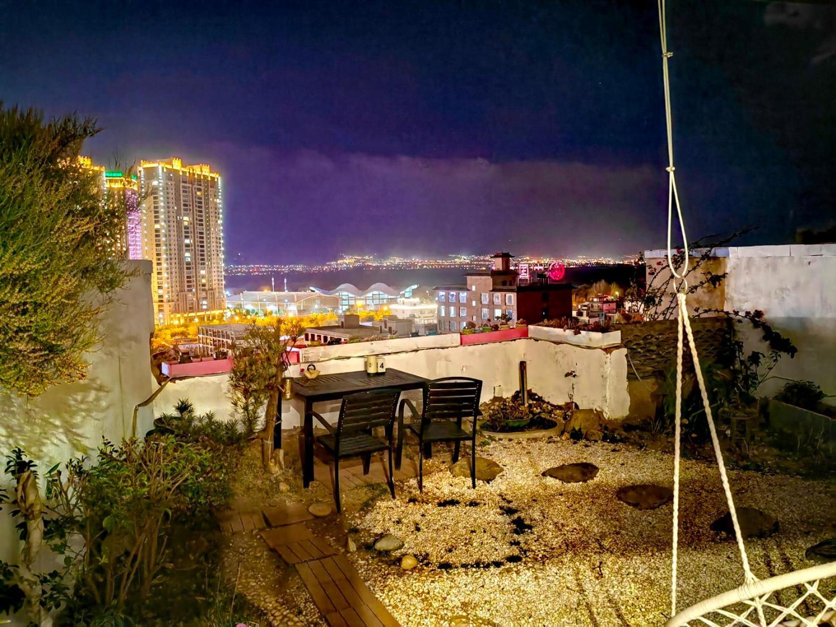 Dali Listening Sea View Villa大理听城海景别墅 Dış mekan fotoğraf